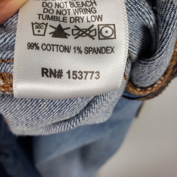 M.A.P. High Rise Distressed Flare Leg Med Wash Jeans Sz 2XL(19) - Picture 7 of 7